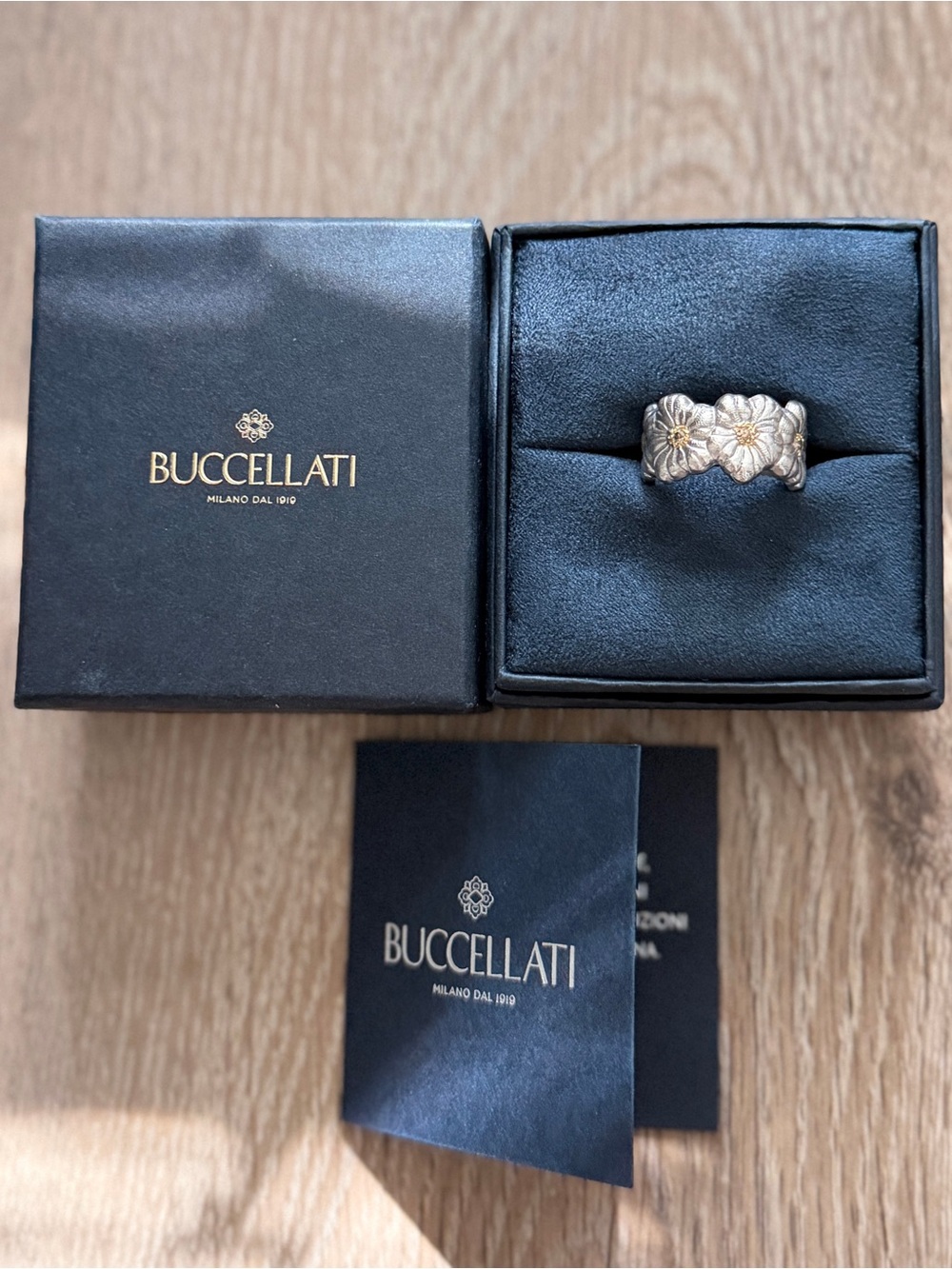 New Authentic Buccellati Blossoms Gardenia Eternelle Ring Gold Vermeil Diamond